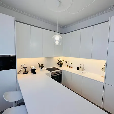 Bright And Cozy In Principe Real * Лиссабон