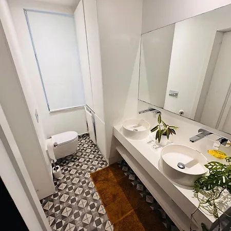 Апартаменты Bright And Cozy In Principe Real *