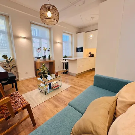 Bright And Cozy In Principe Real Appartement *